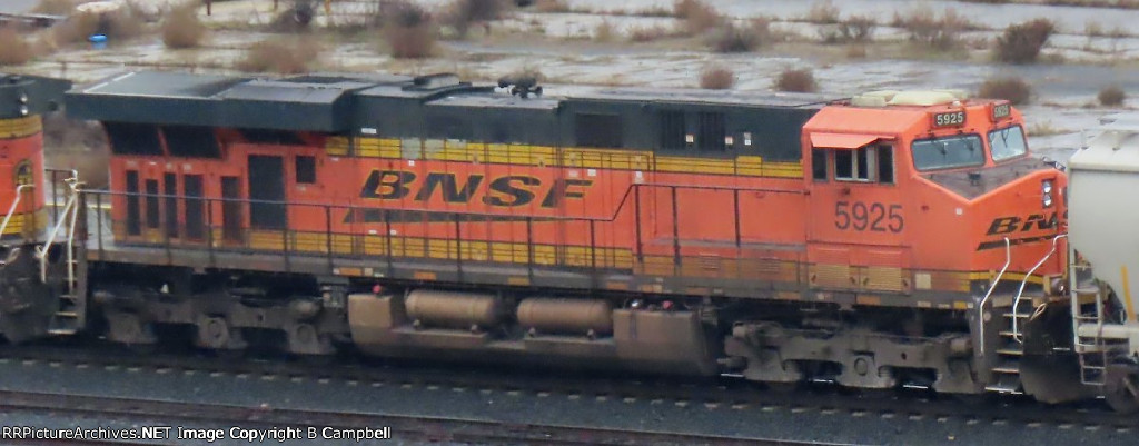 BNSF 5925